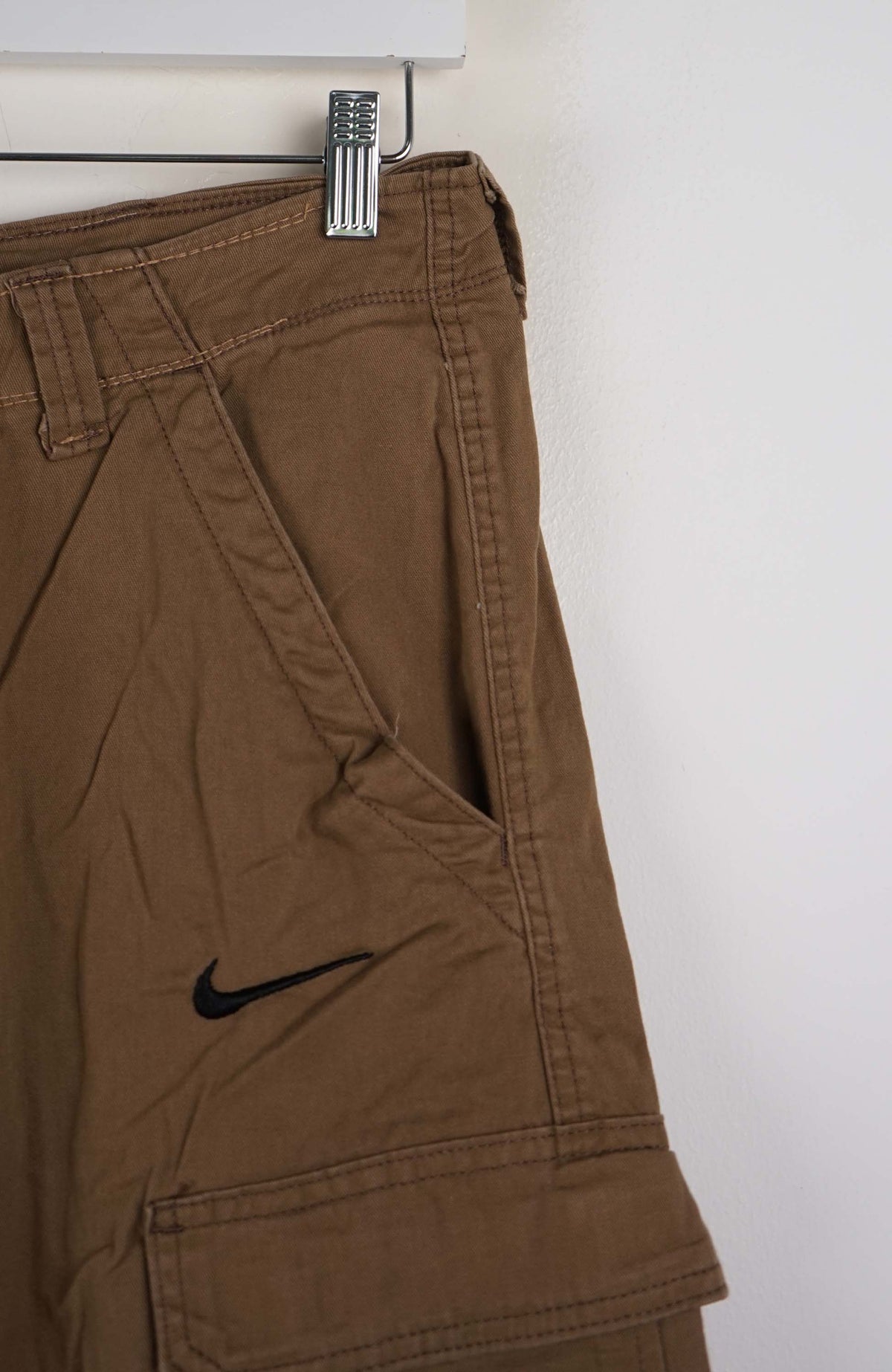 VINTAGE REWORK CARGO SHORTS W30