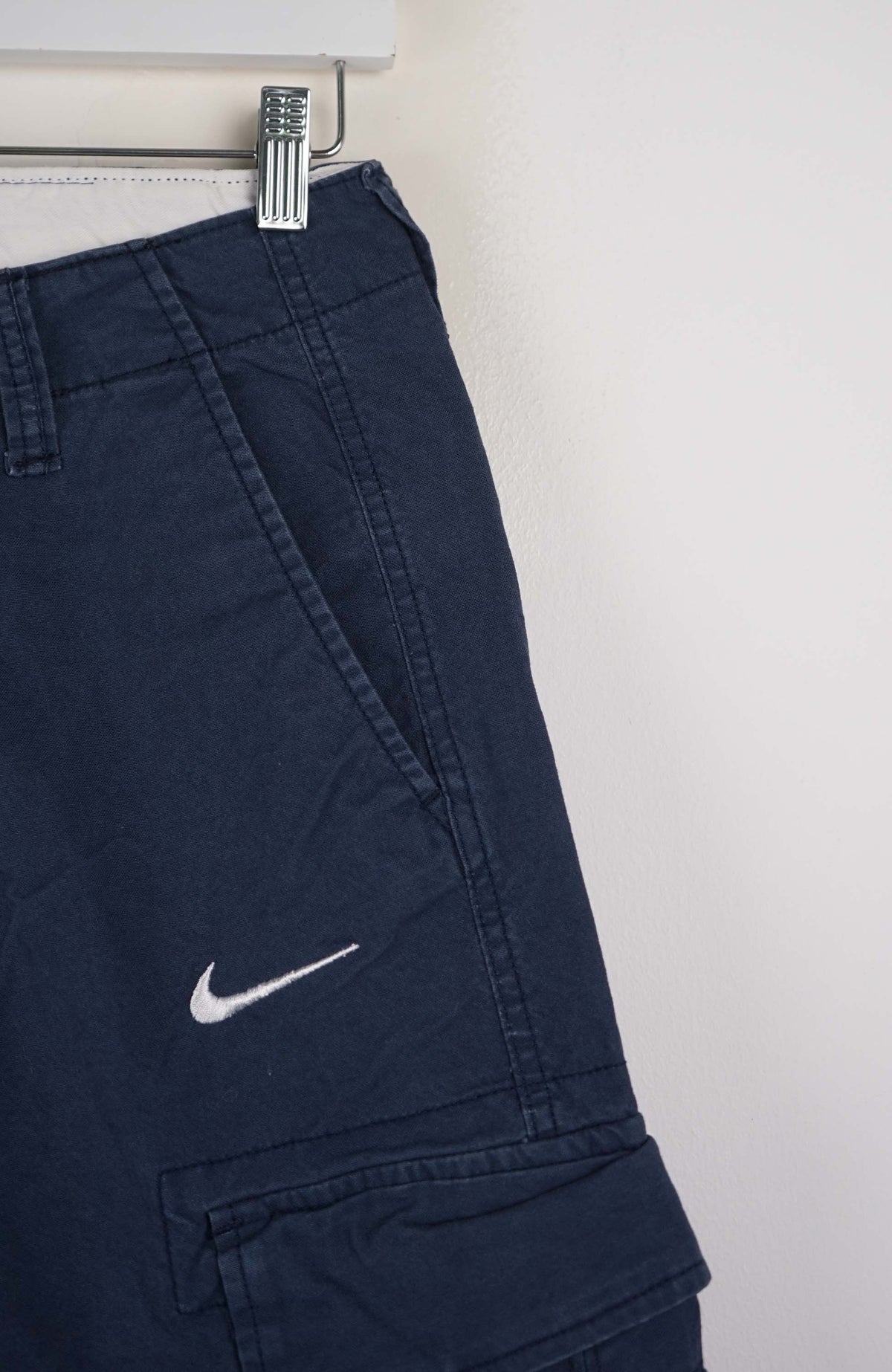 VINTAGE REWORK CARGO SHORTS W28