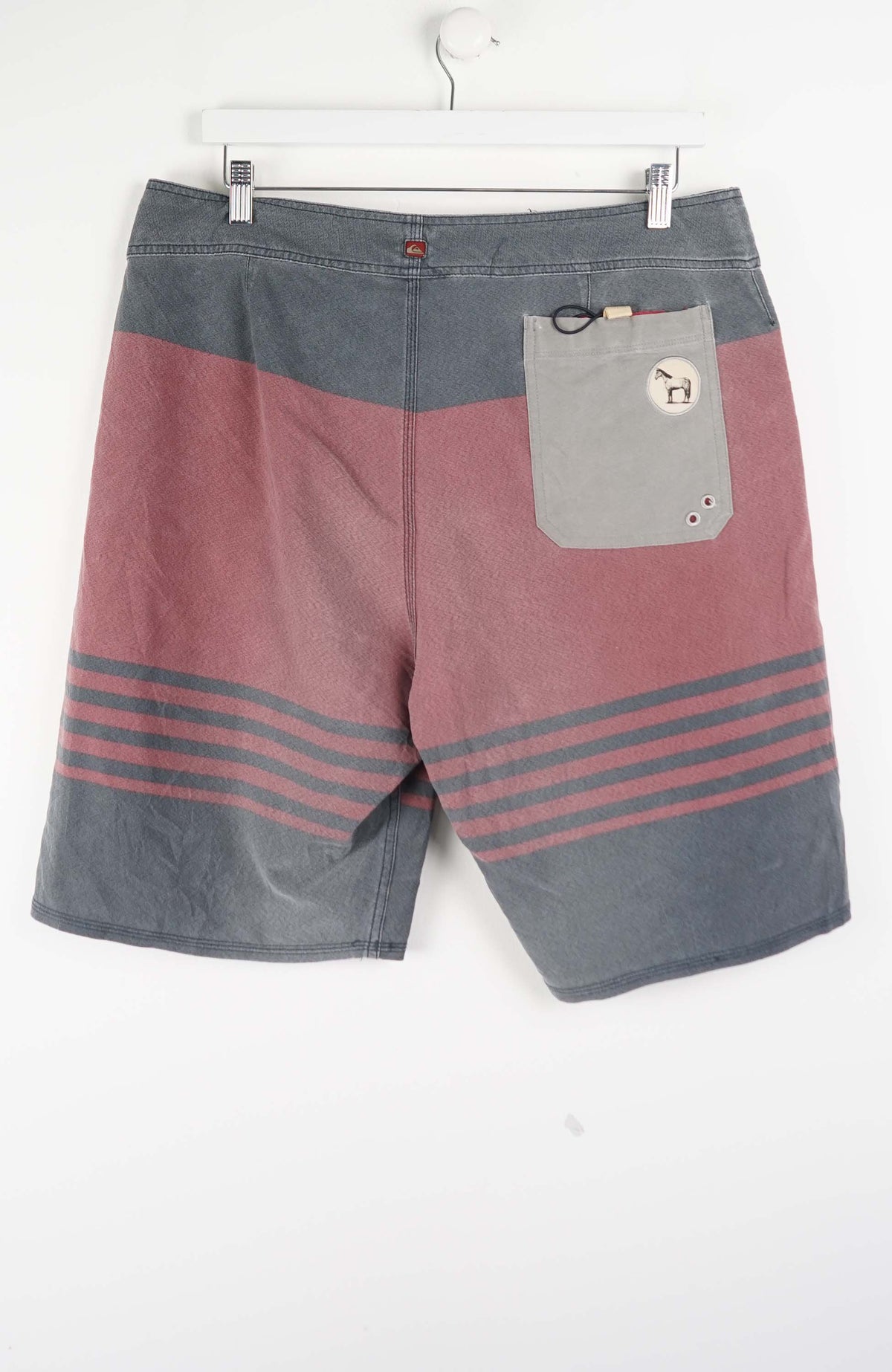 VINTAGE QUIKSILVER BOARD SHORTS W36