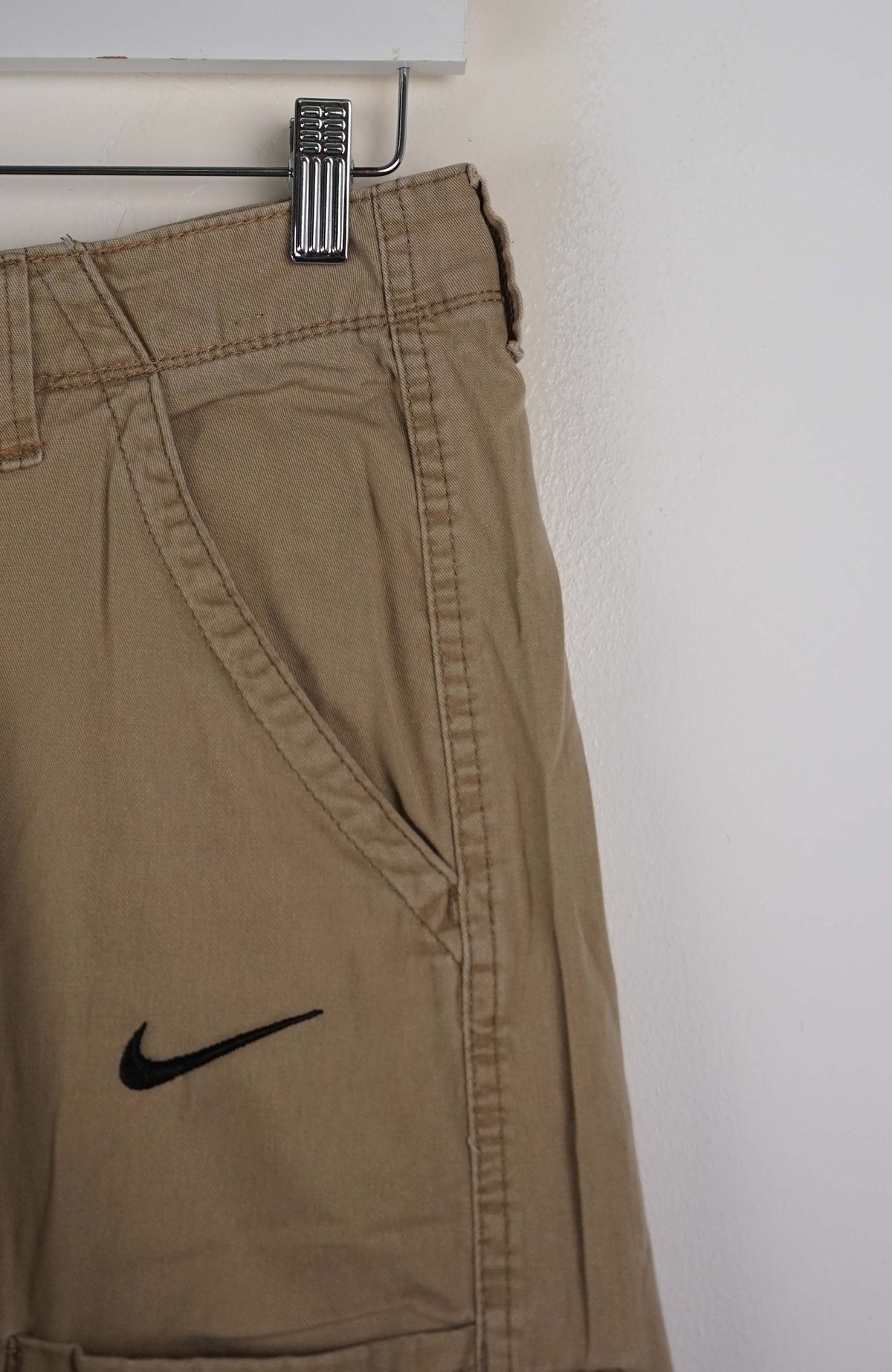 VINTAGE REWORK CARGO SHORTS W30