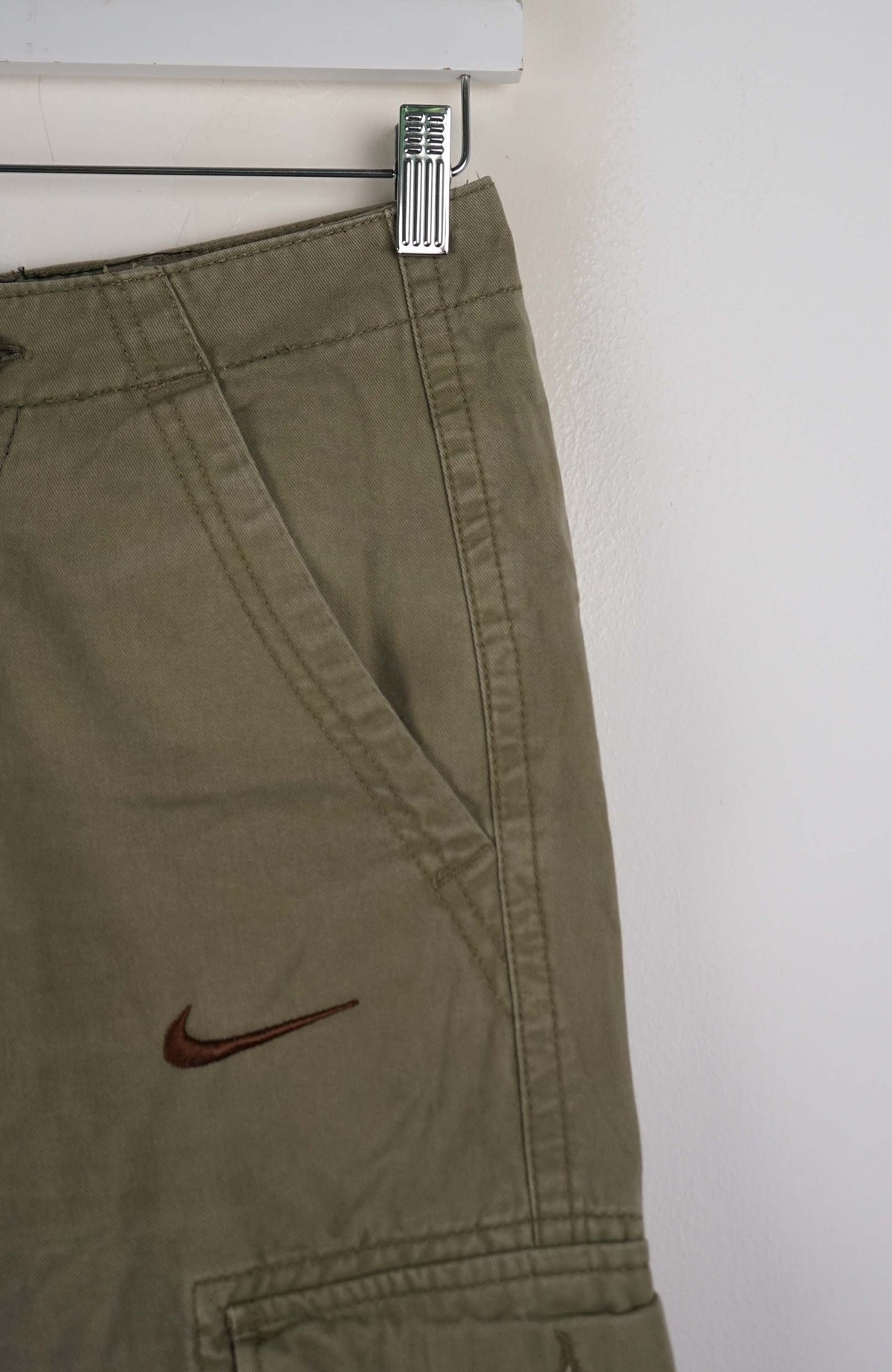 VINTAGE REWORK CARGO SHORTS W28