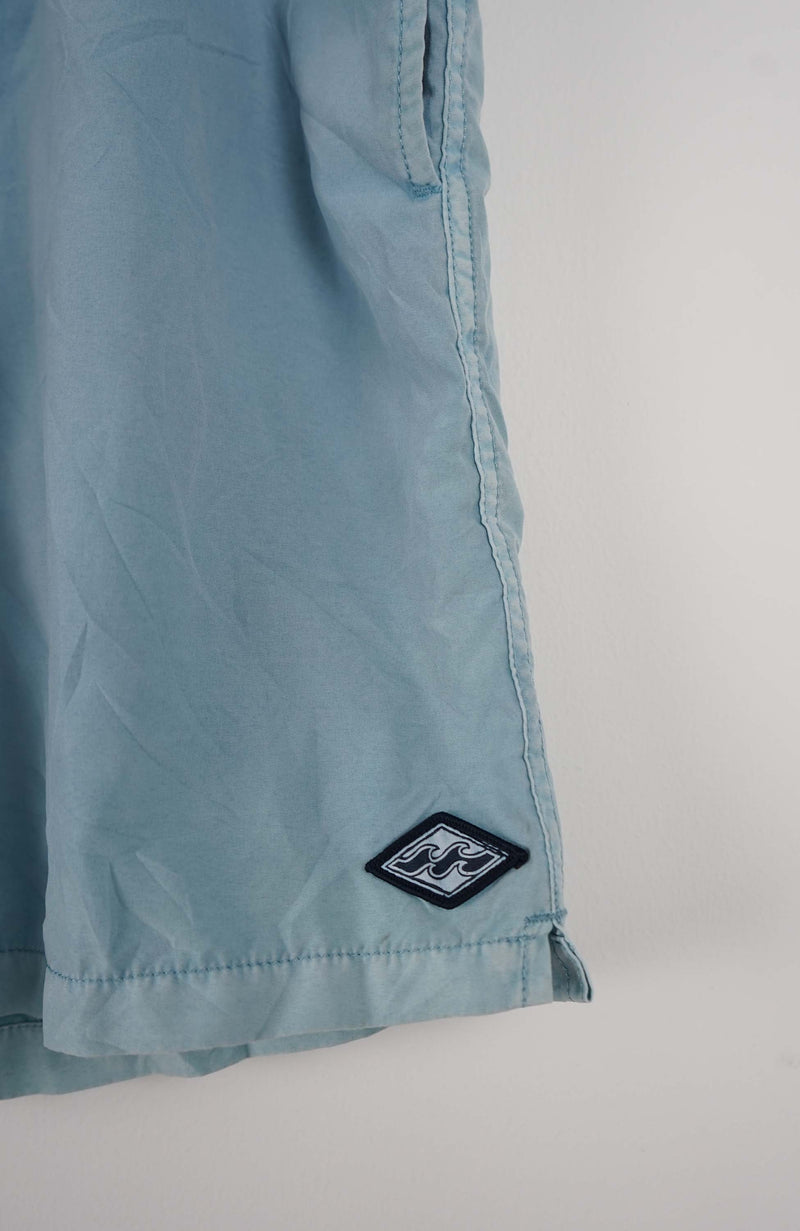 VINTAGE BILLABONG SHORTS W36