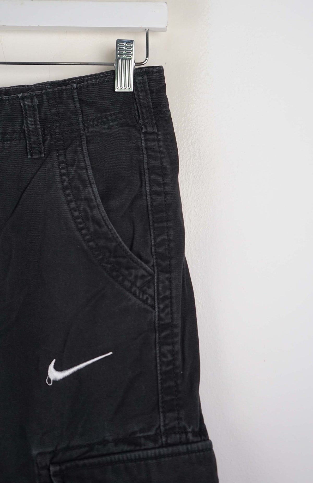 VINTAGE REWORK CARGO SHORTS W28