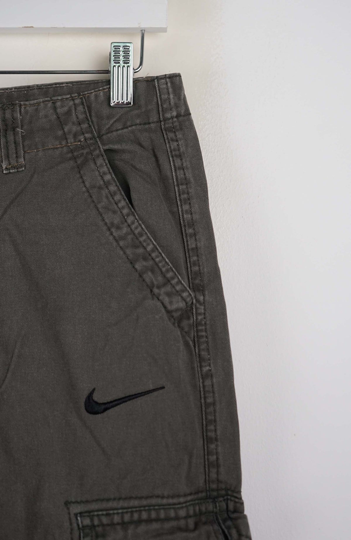 VINTAGE REWORK CARGO SHORTS W32