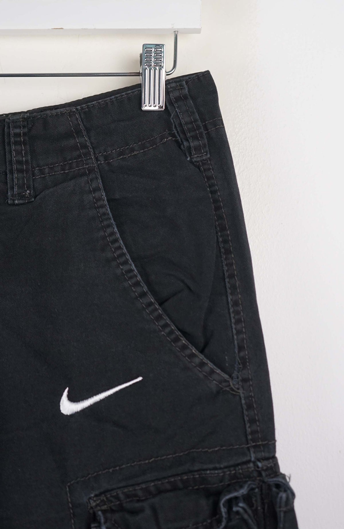 VINTAGE REWORK CARGO SHORTS W30