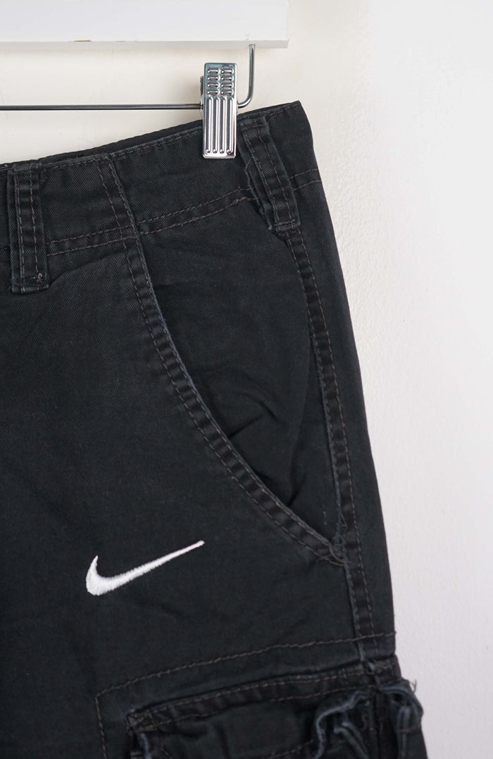 VINTAGE REWORK CARGO SHORTS W30