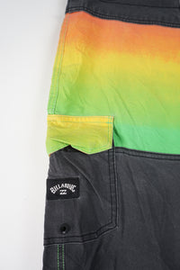 VINTAGE BILLABONG SHORTS W33