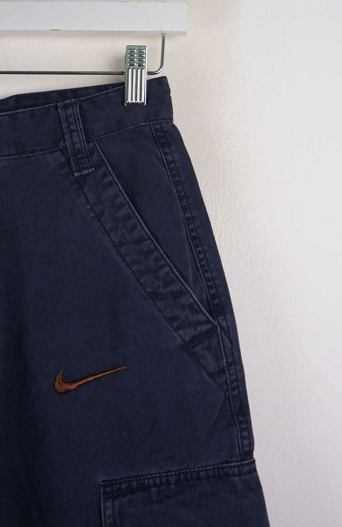 VINTAGE REWORK CARGO SHORTS W26