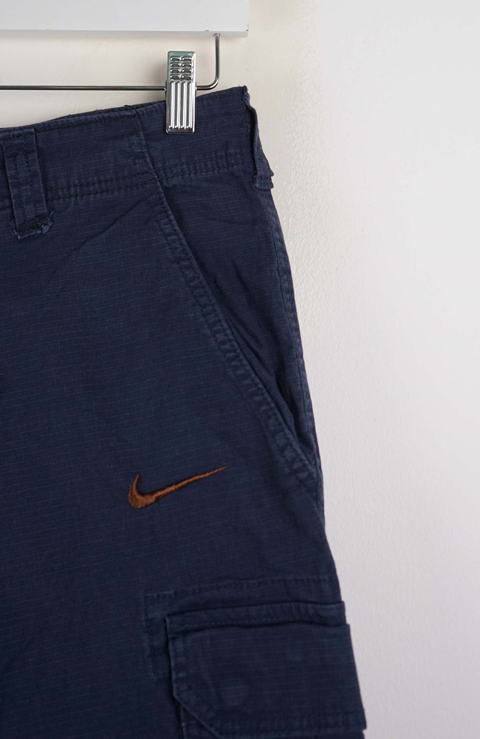 VINTAGE REWORK CARGO SHORTS W30