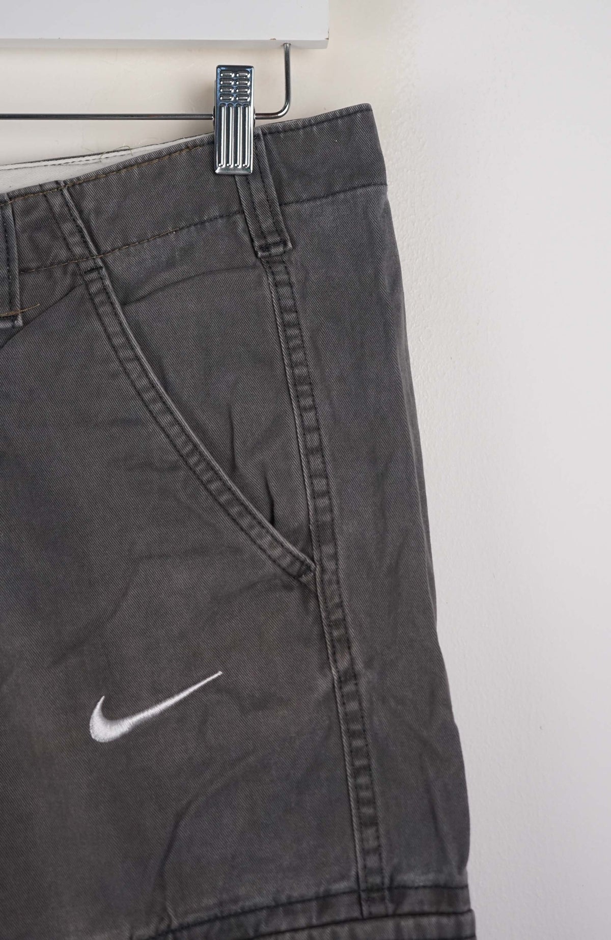 VINTAGE REWORK CARGO SHORTS W32