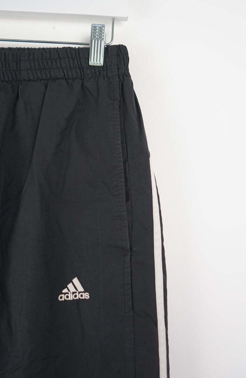 VINTAGE ADIDAS TRACK PANTS (M)