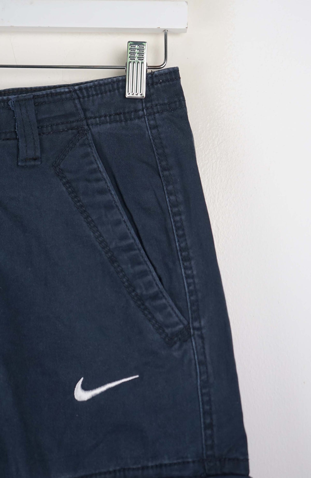 VINTAGE REWORK CARGO SHORTS W28