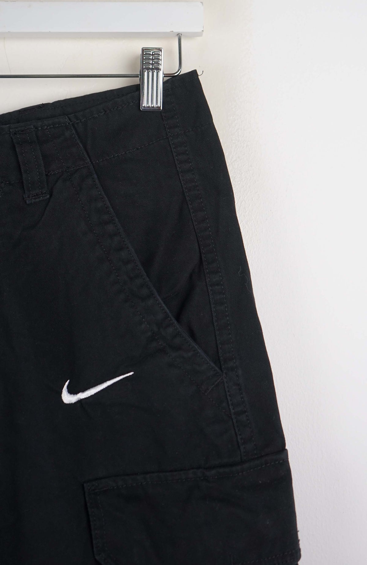 VINTAGE REWORK CARGO SHORTS W28