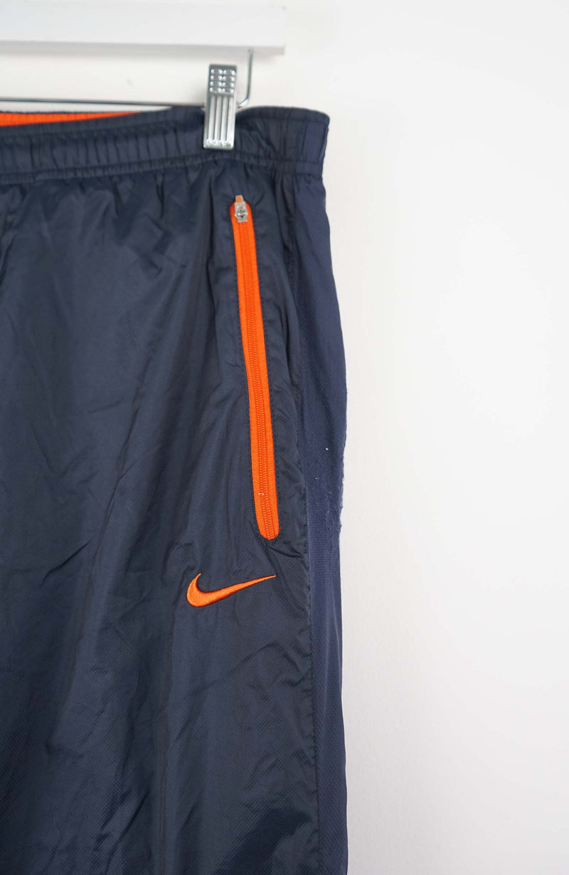 VINTAGE NIKE TRACK PANTS (L)