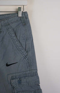 VINTAGE REWORK CARGO SHORTS W28