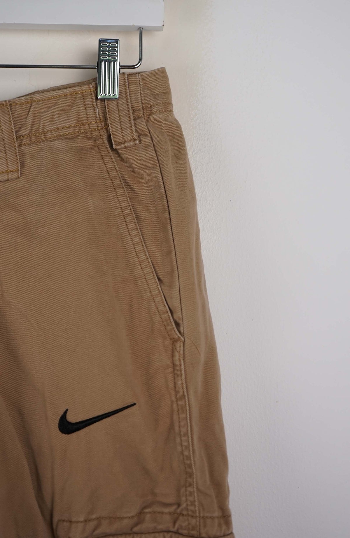 VINTAGE REWORK CARGO SHORTS W30