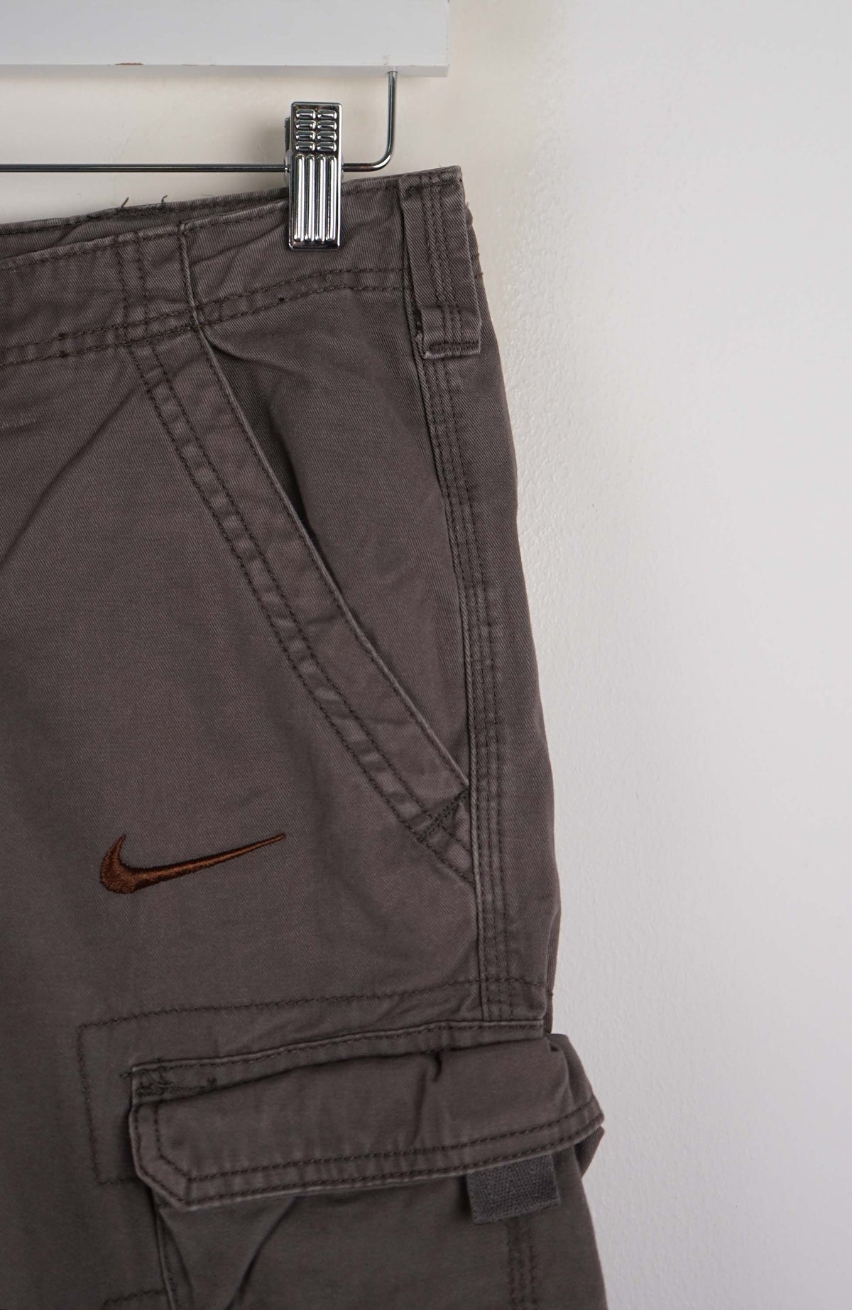 VINTAGE REWORK CARGO SHORTS W30
