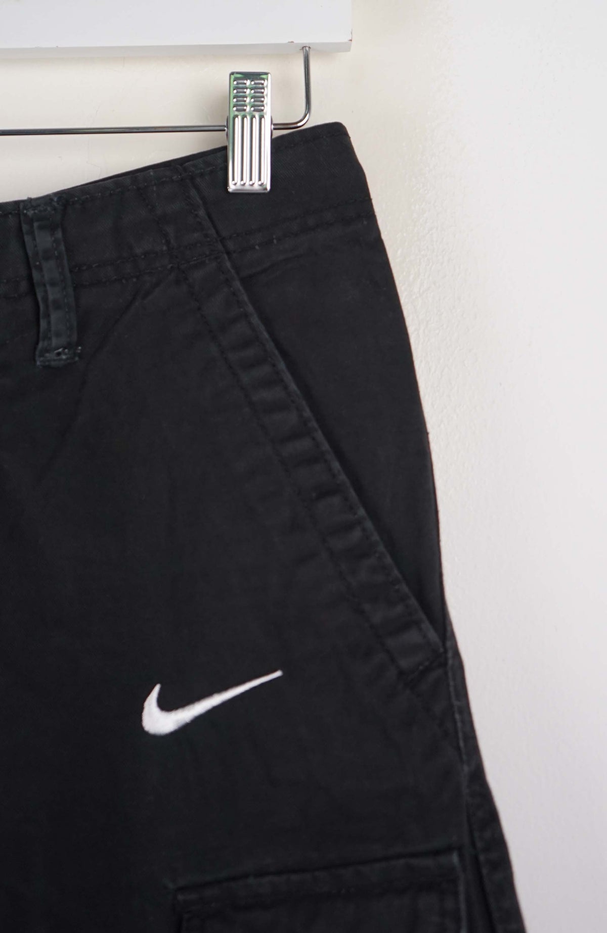 VINTAGE REWORK CARGO SHORTS W28
