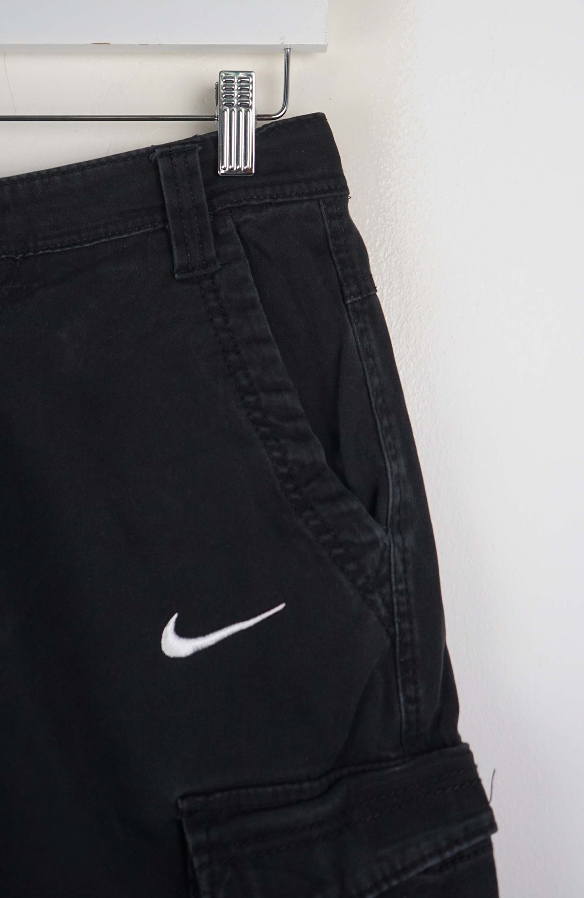 VINTAGE REWORK CARGO SHORTS W28