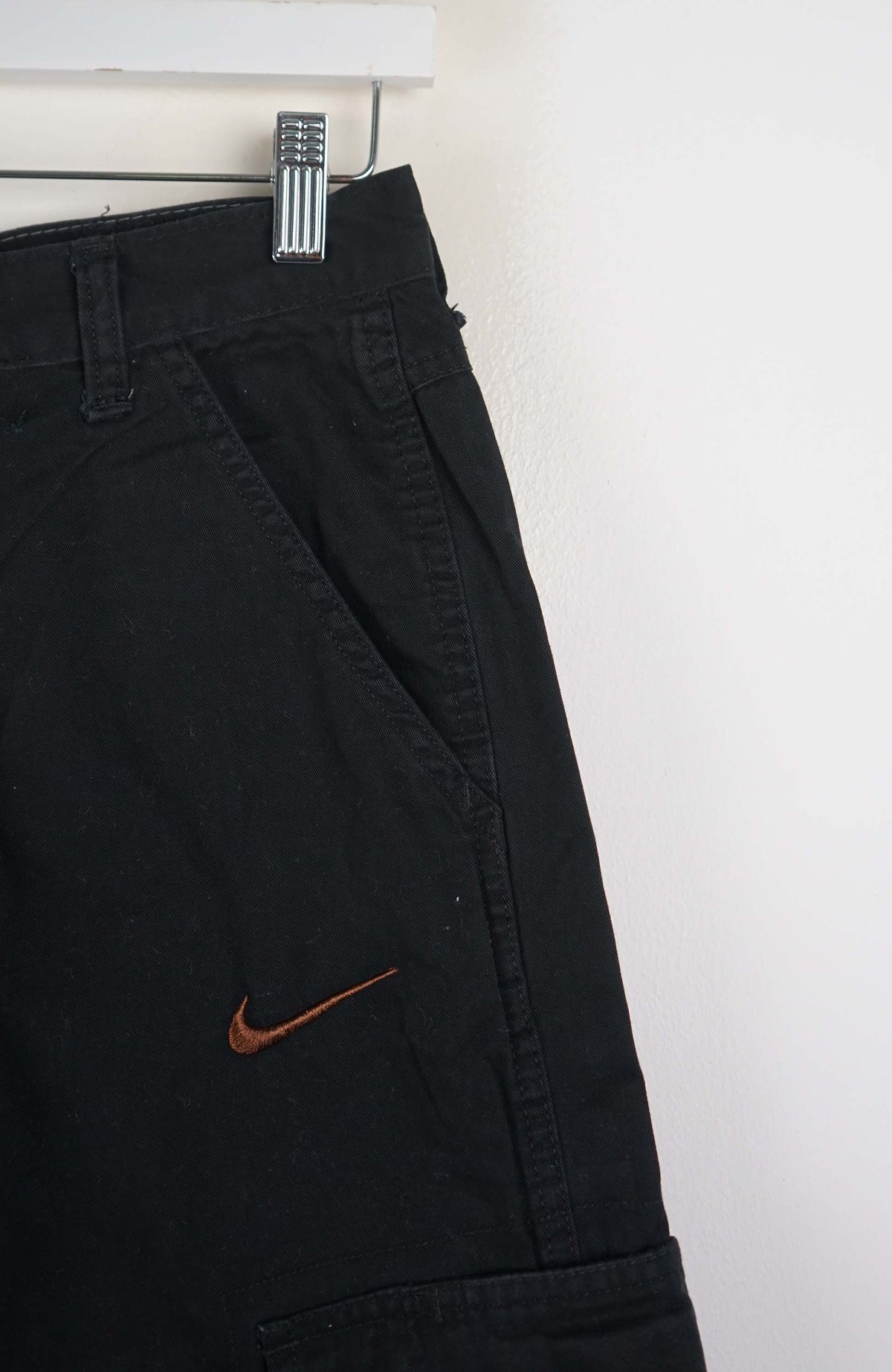 VINTAGE REWORK CARGO SHORTS W28