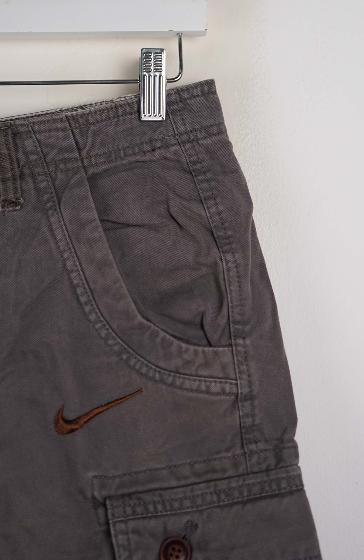 VINTAGE REWORK CARGO SHORTS W29