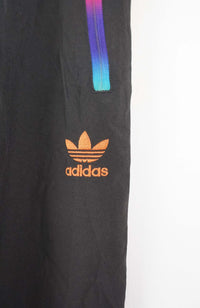 VINTAGE ADIDAS 3/4 TRACK PANT SHORTS (S)