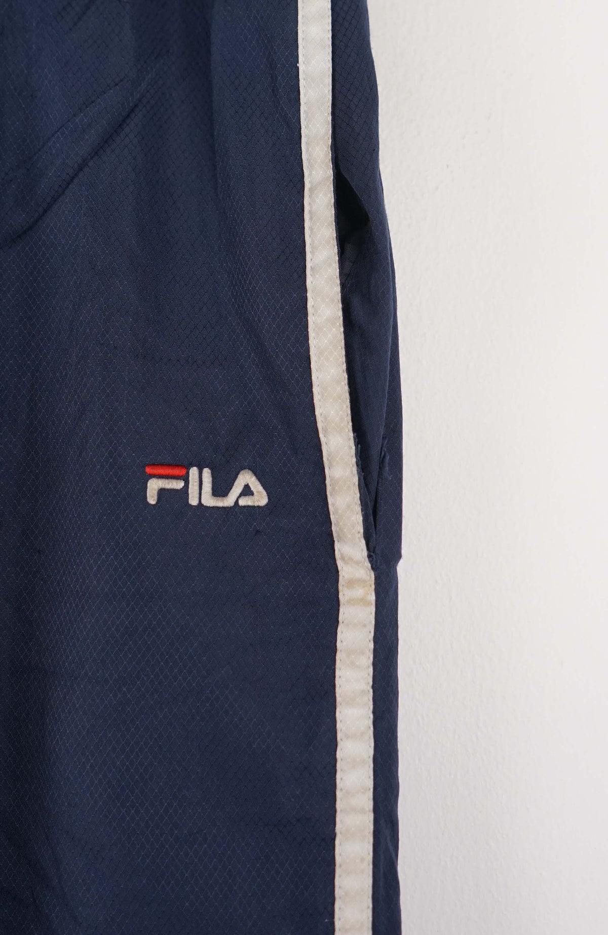 VINTAGE FILA TRACK PANTS (M)