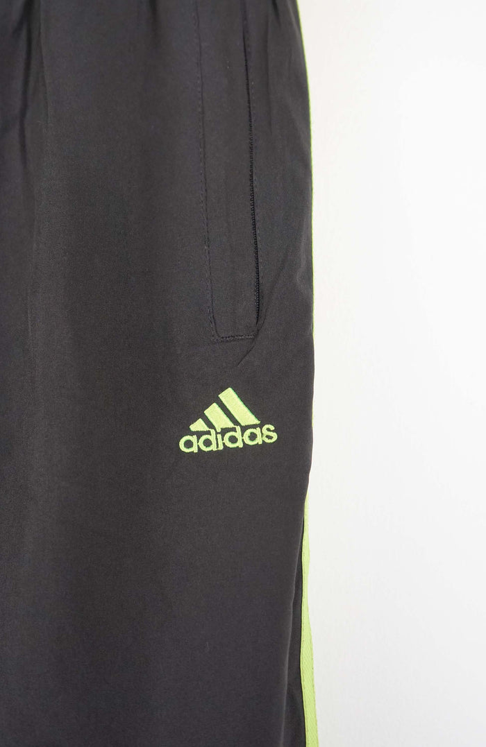 VINTAGE ADIDAS TRACK PANT SHORTS (XS)