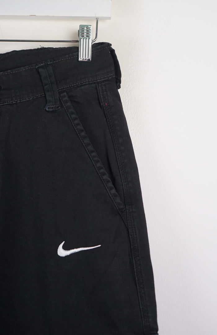 VINTAGE REWORK CARGO SHORTS W28