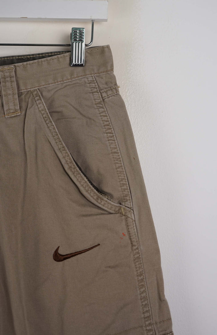 VINTAGE REWORK CARGO SHORTS W29