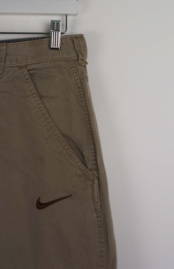 VINTAGE REWORK CARGO SHORTS W30