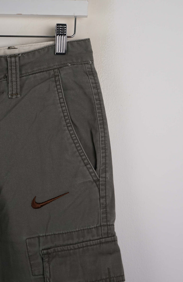 VINTAGE REWORK CARGO SHORTS W30