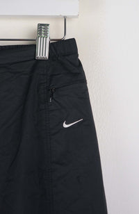 VINTAGE NIKE 3/4 TRACK PANT SHORTS (S)