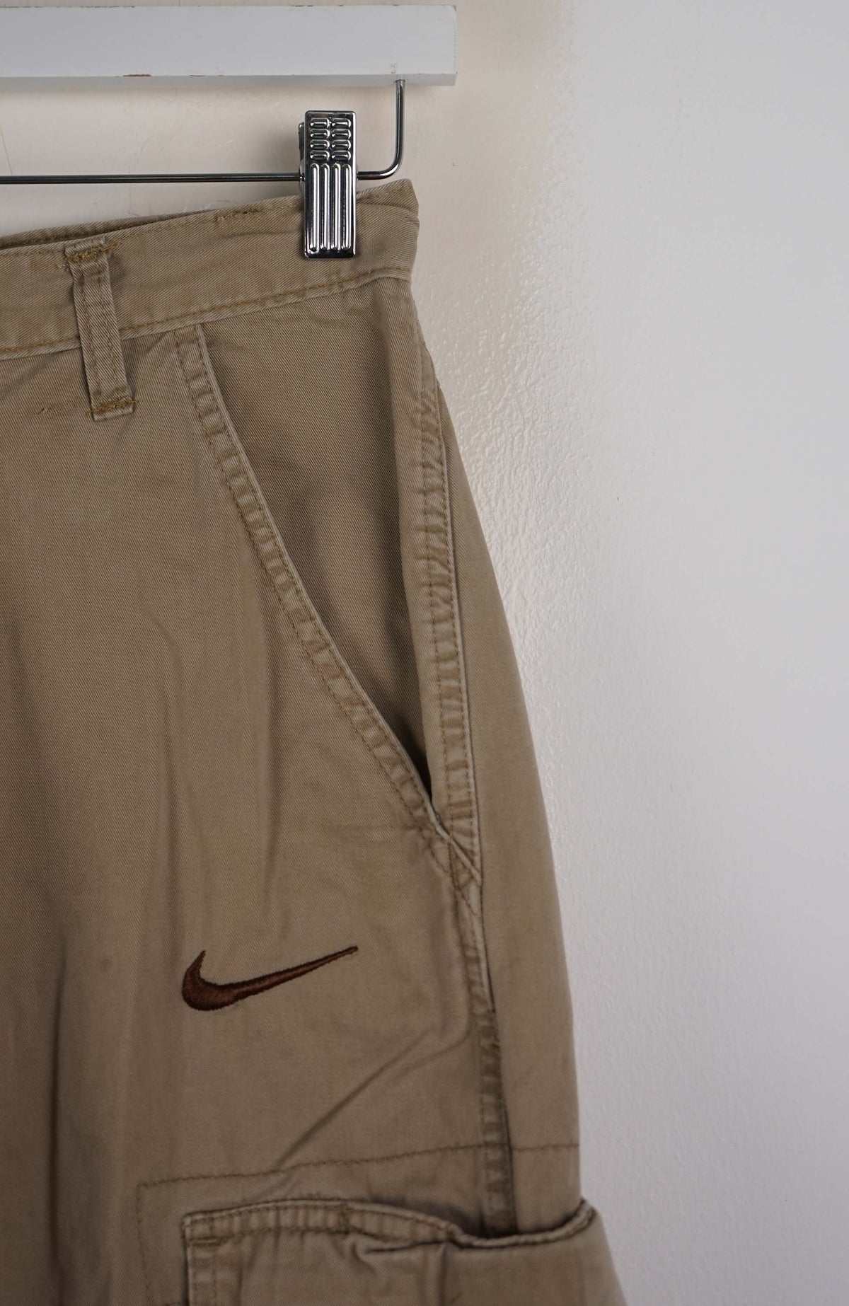 VINTAGE REWORK CARGO SHORTS W26