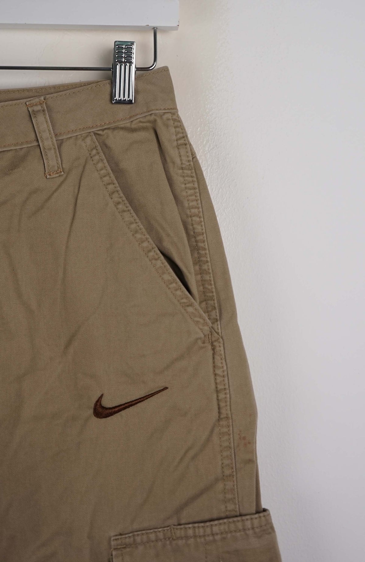 VINTAGE REWORK CARGO SHORTS W28