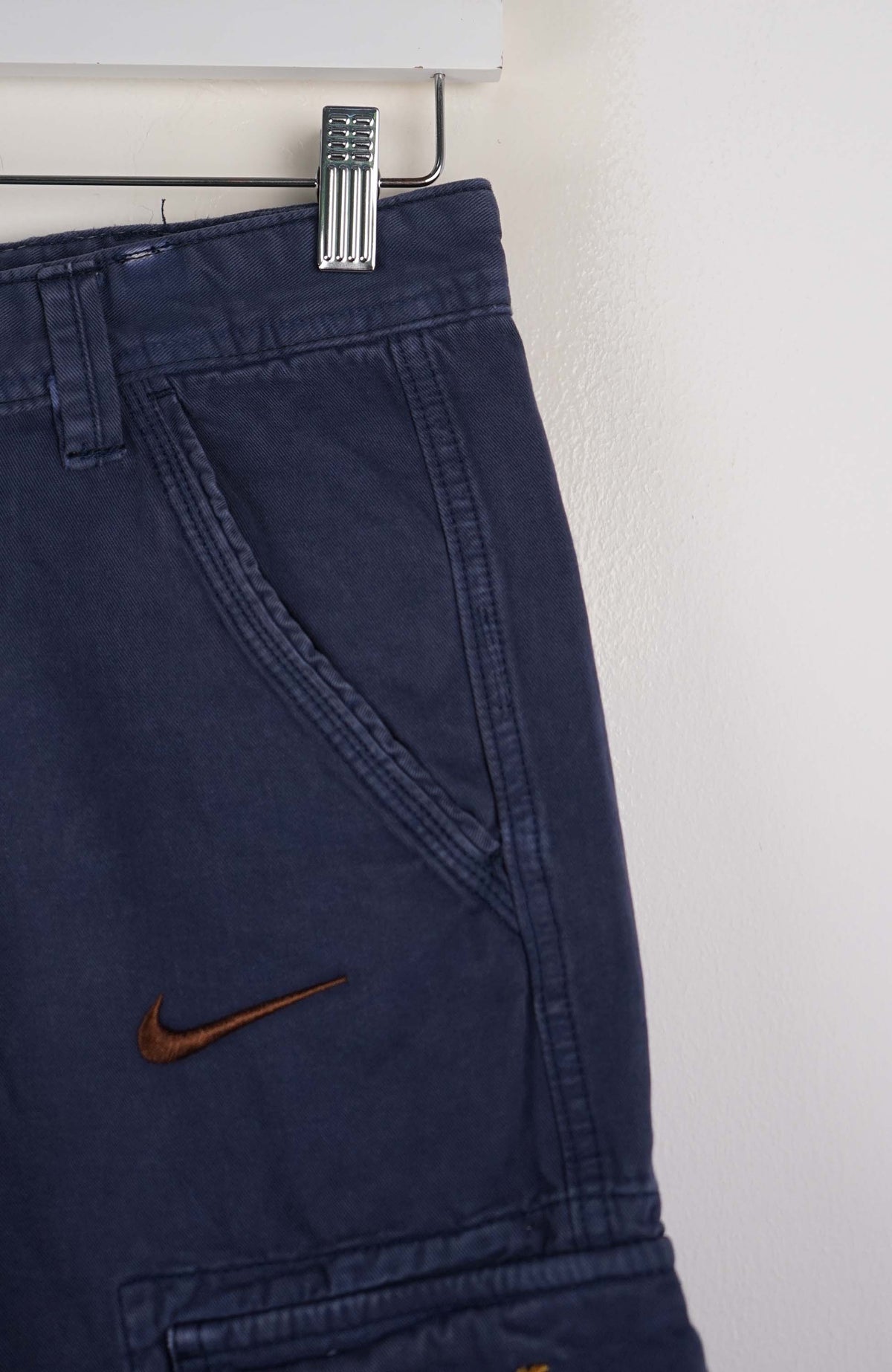 VINTAGE REWORK CARGO SHORTS W28
