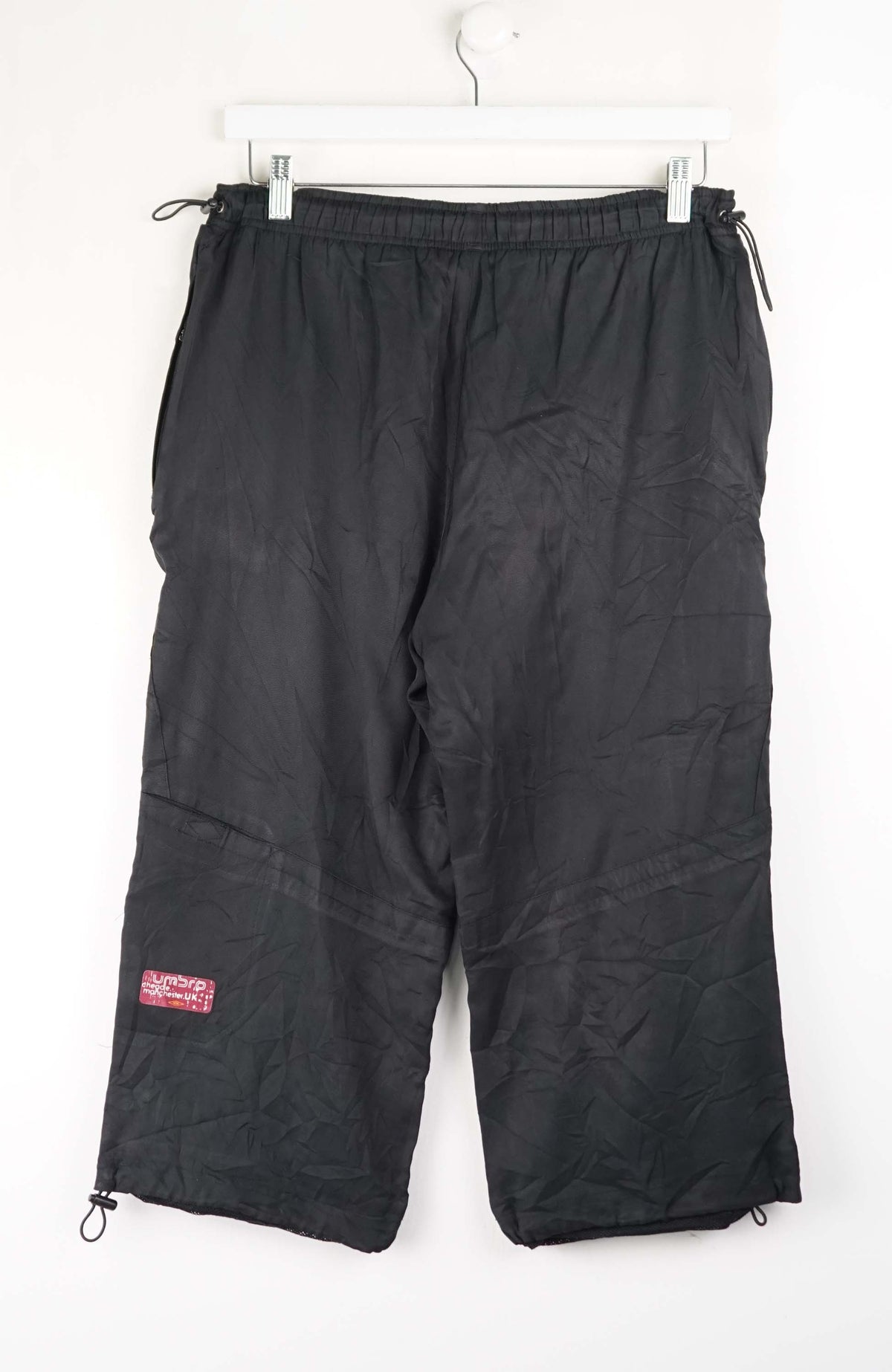 VINTAGE UMBRO 3/4 TRACK PANT SHORTS (M)