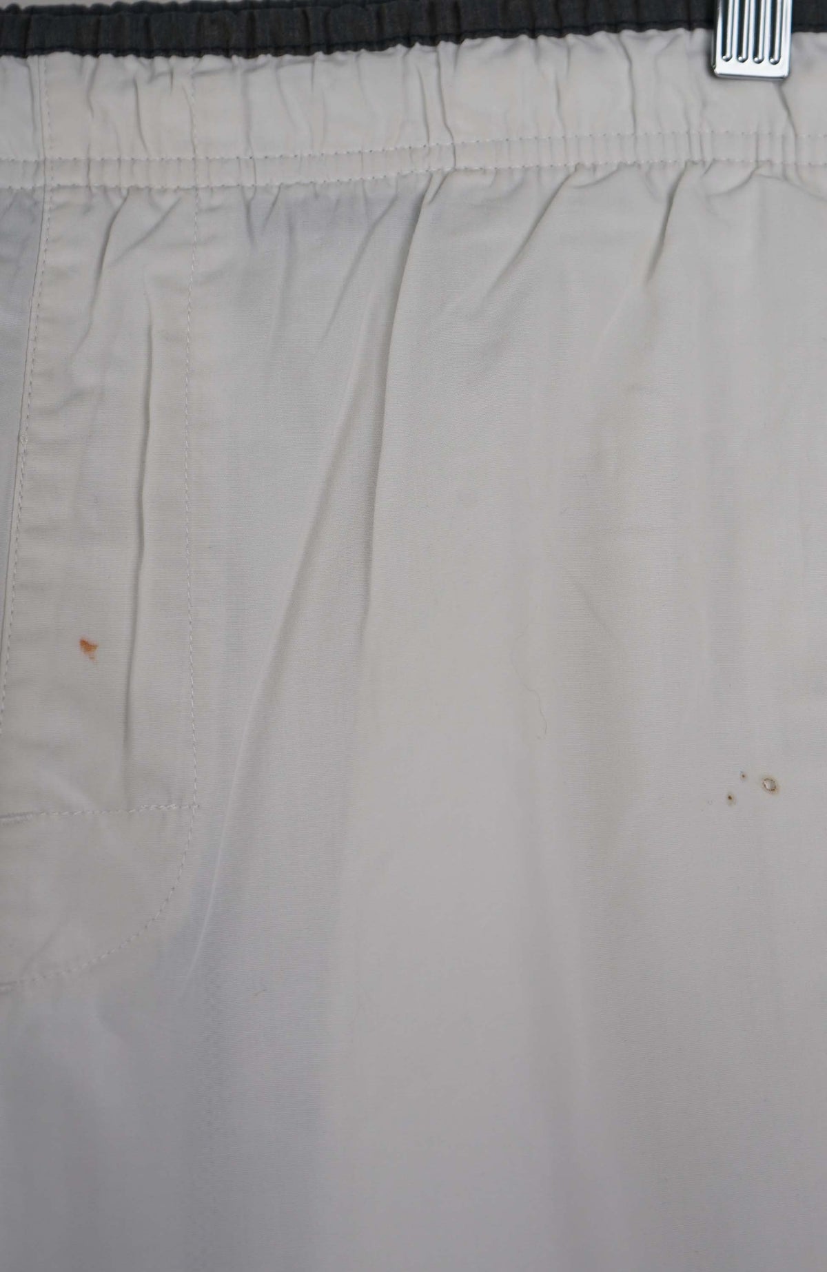 VINTAGE NIKE 3/4 TRACK PANT SHORTS (L)