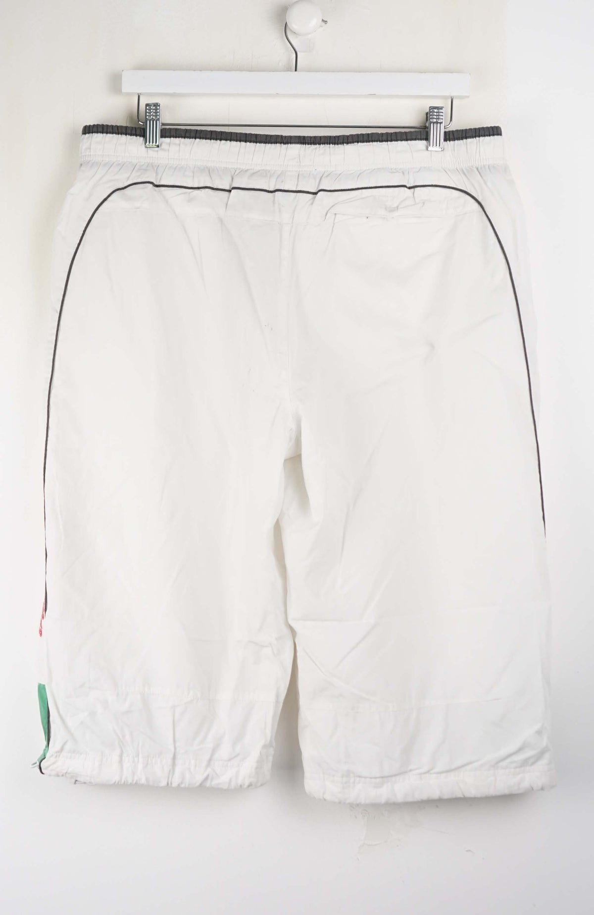 VINTAGE NIKE 3/4 TRACK PANT SHORTS (L)