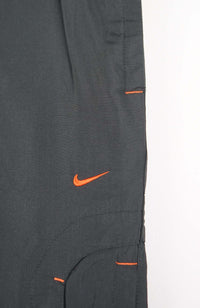 VINTAGE NIKE 3/4 TRACK PANT SHORTS (M)