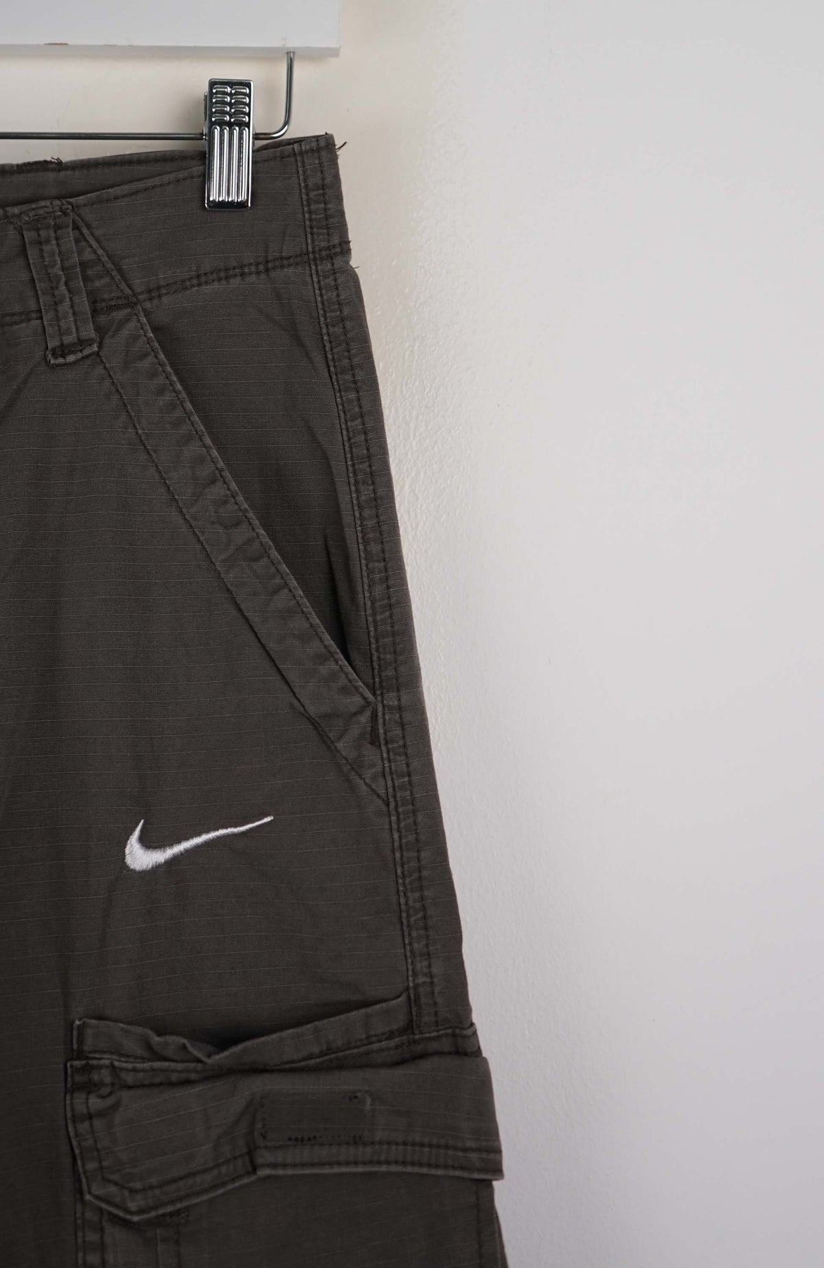 VINTAGE REWORK CARGO PANTS W29