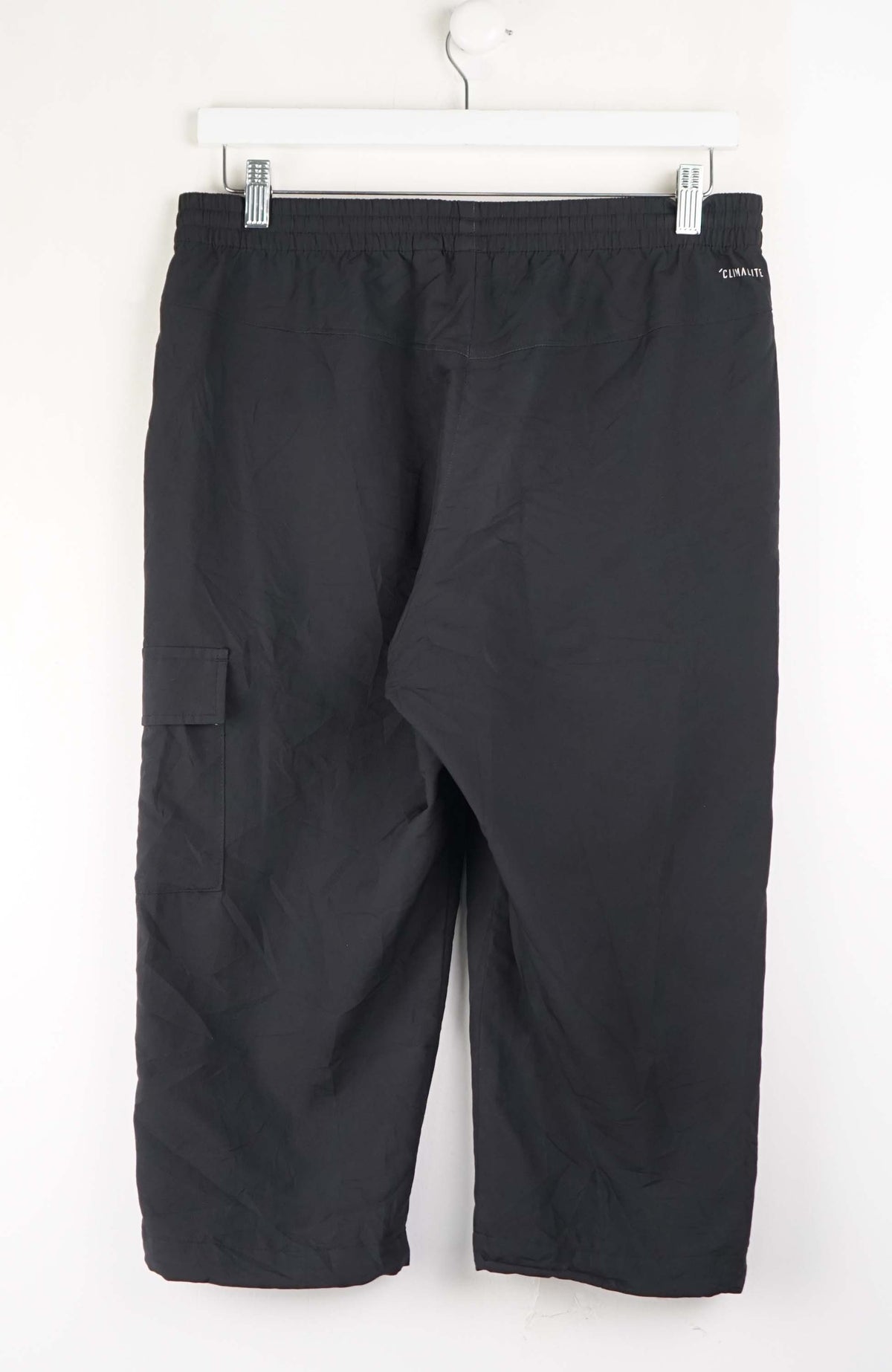VINTAGE ADIDAS 3/4 TRACK PANT SHORTS (M)