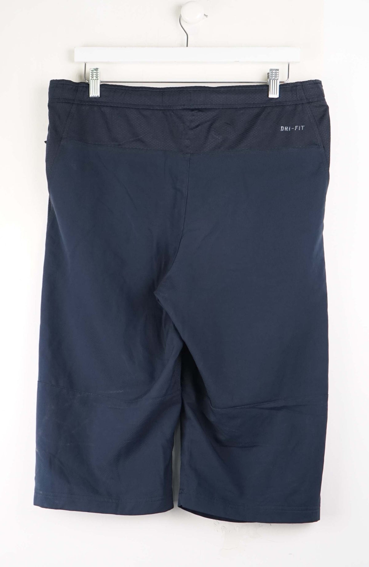 VINTAGE NIKE 3/4 TRACK PANT SHORTS (XL)