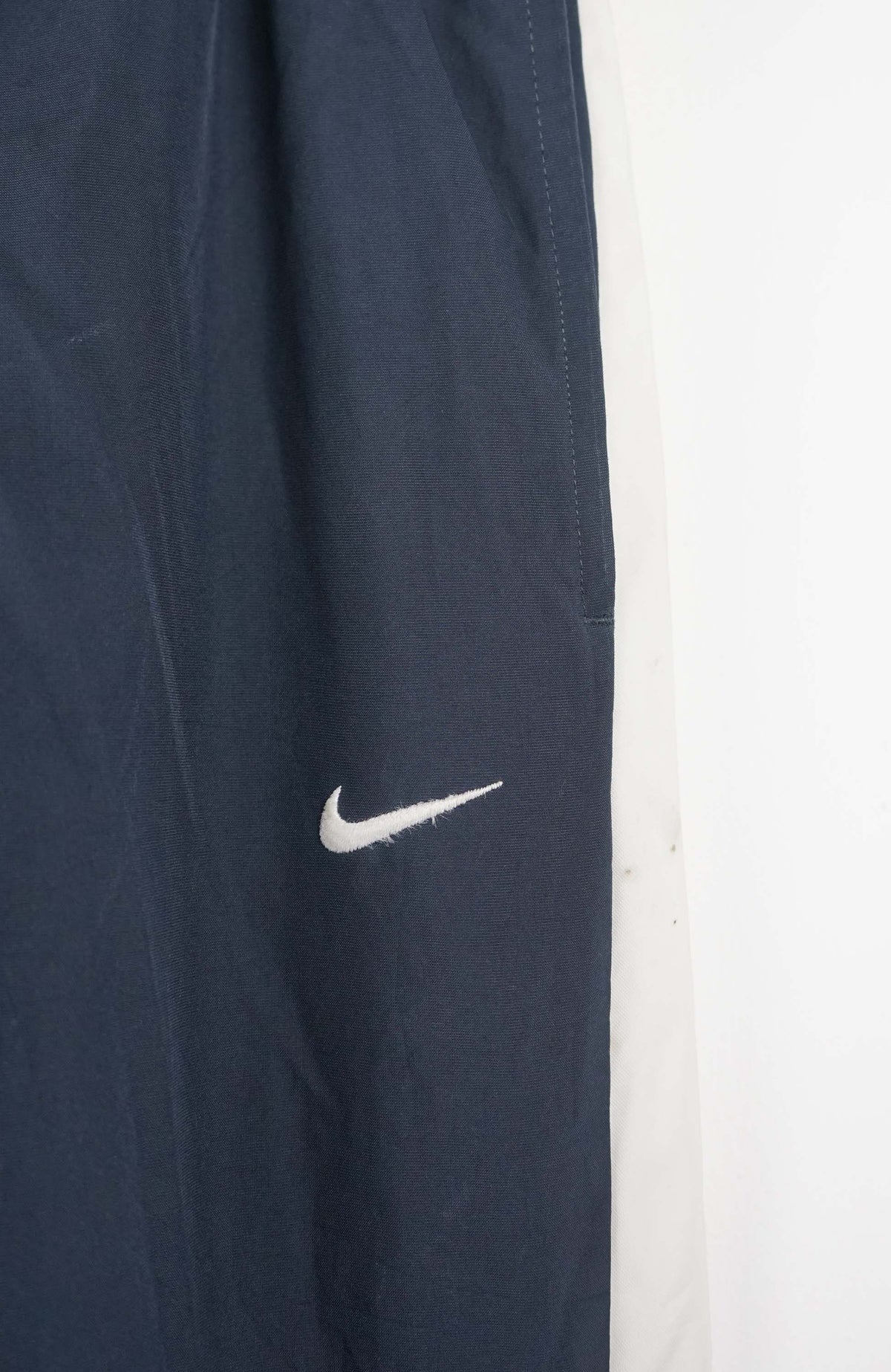 VINTAGE NIKE TRACK PANTS (L)