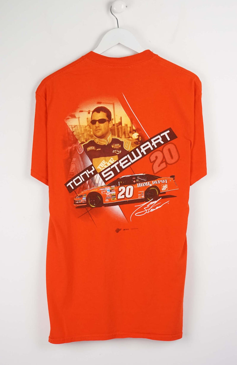 VINTAGE NASCAR TONY STEWART T-SHIRT (L)