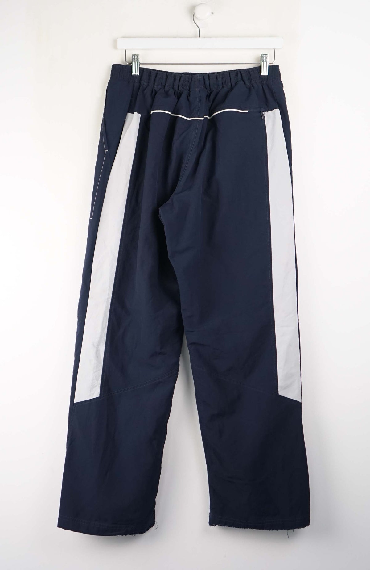 VINTAGE ADIDAS TRACK PANTS (M)