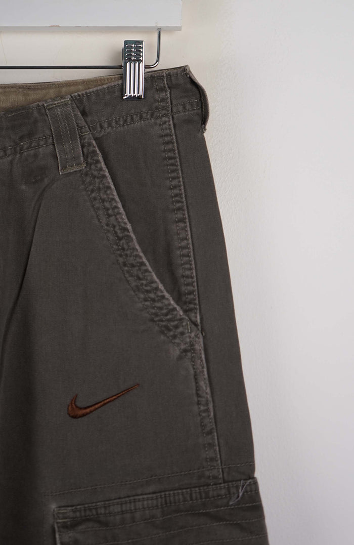 VINTAGE REWORK CARGO PANTS W32