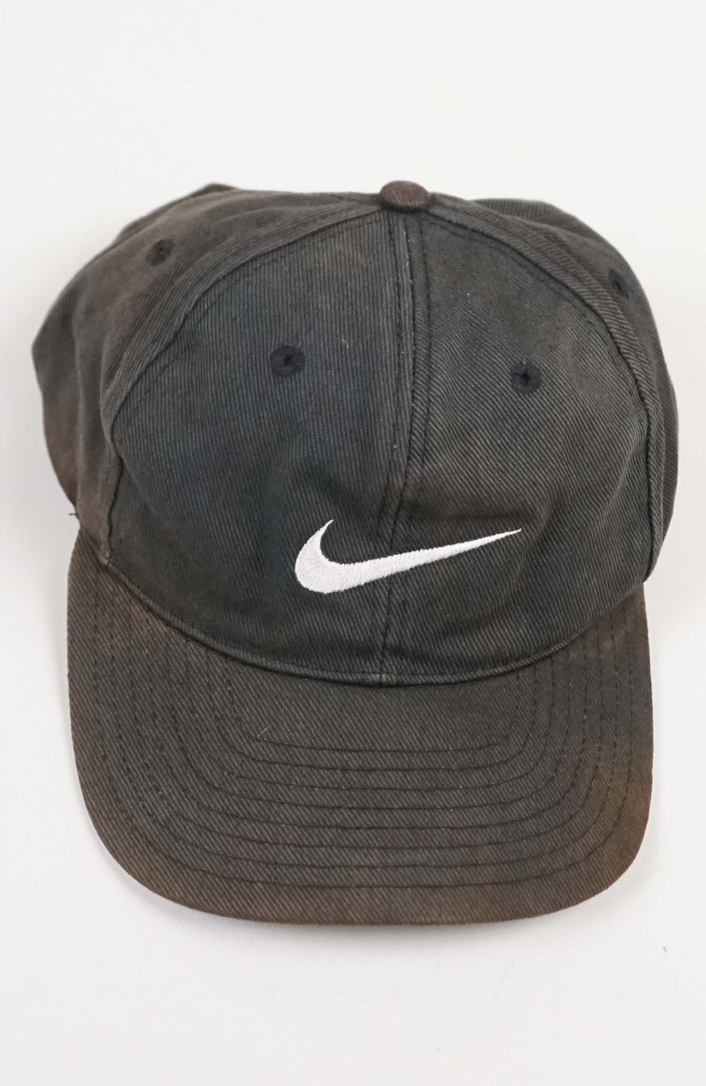 VINTAGE NIKE HAT