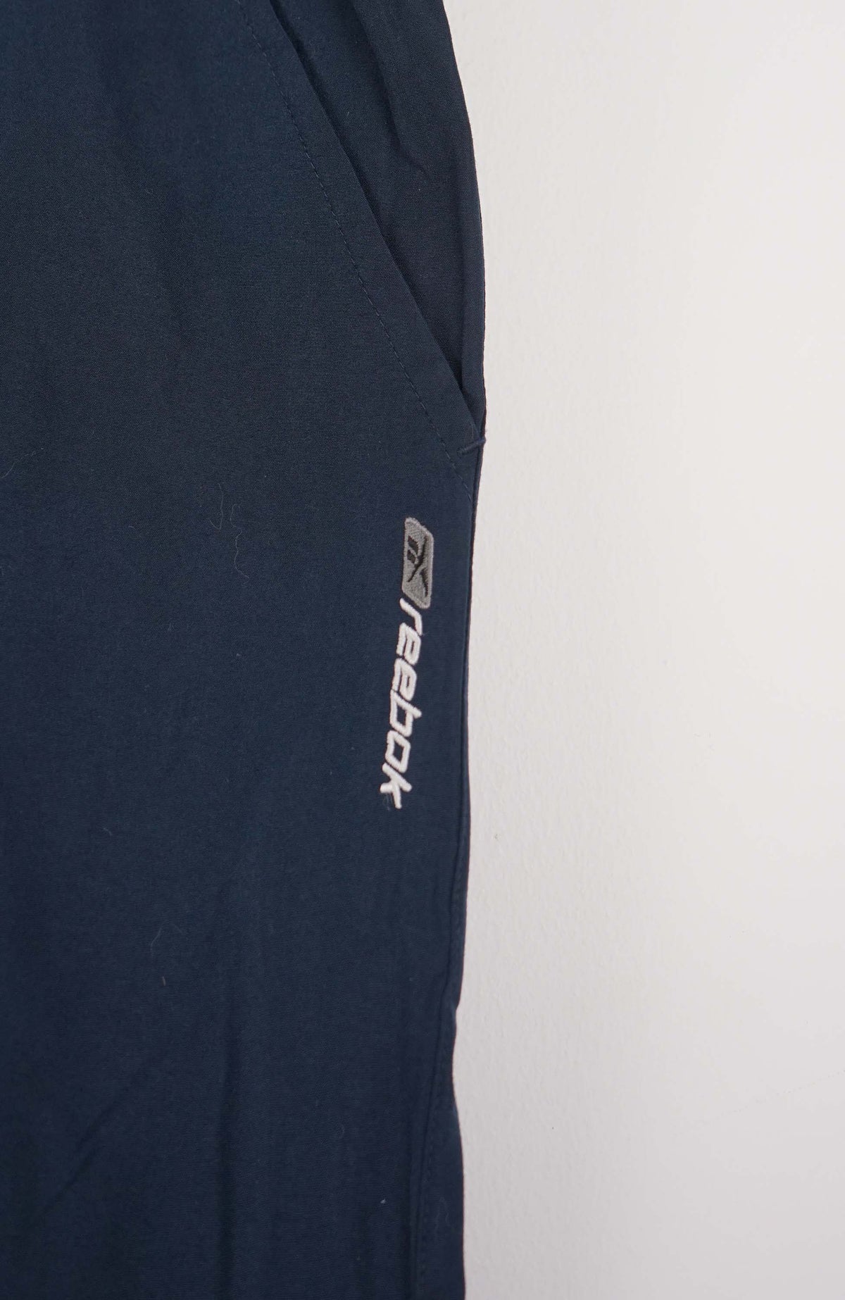 VINTAGE REEBOK TRACK PANTS (L)