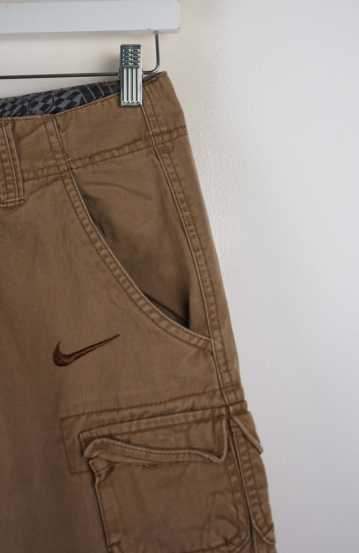 VINTAGE REWORK CARGO SHORTS W28